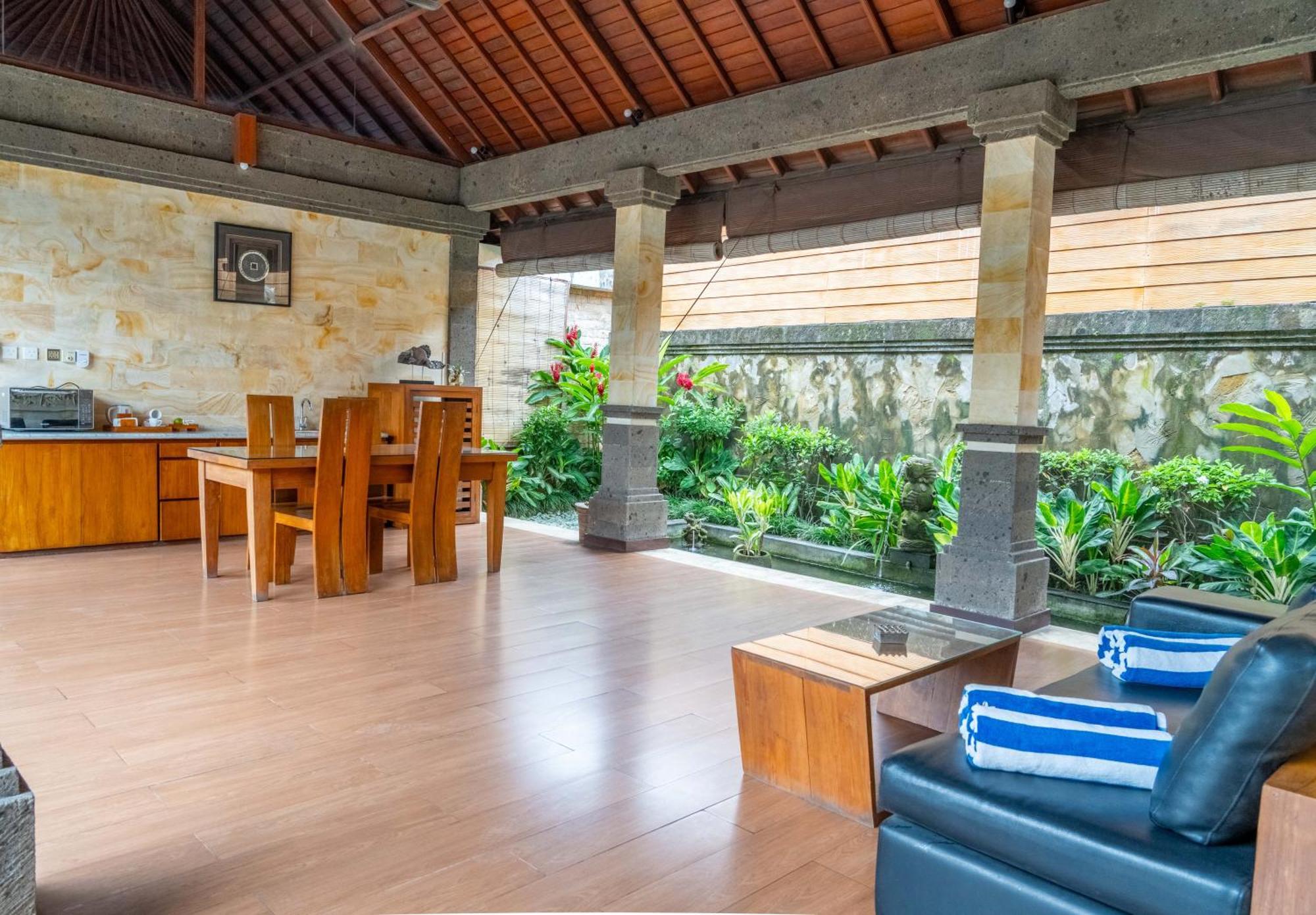 Bali Prime Seminyak By Kanaya Hospitality Kerobokan