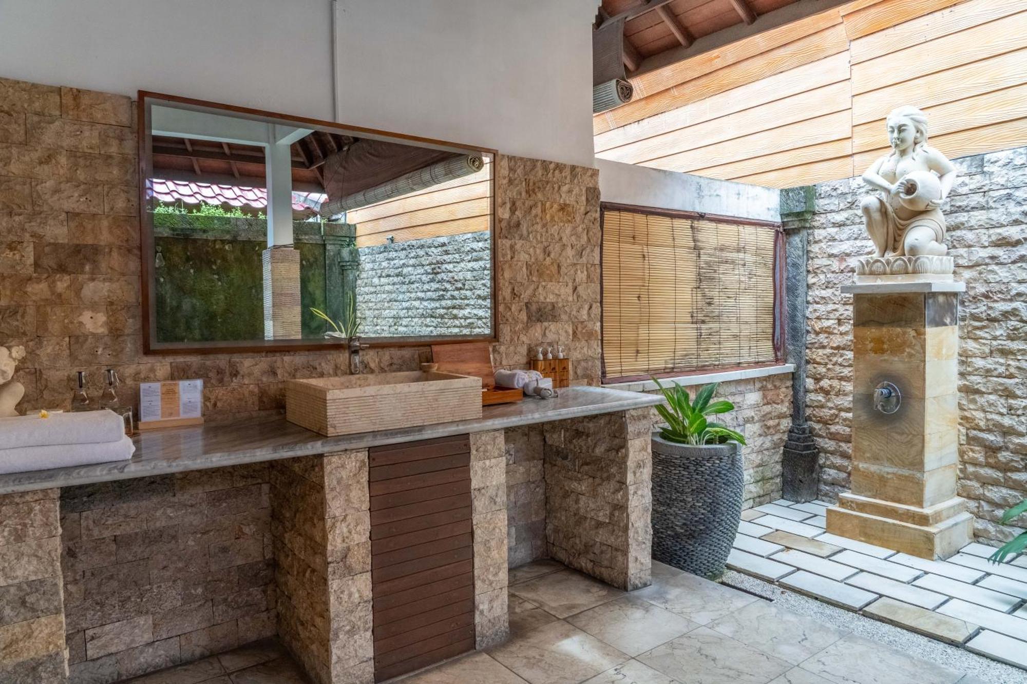 Villa Bali Prime Seminyak By Kanaya Hospitality *